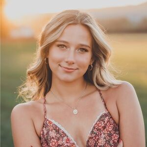 Meet your Posher, Emma